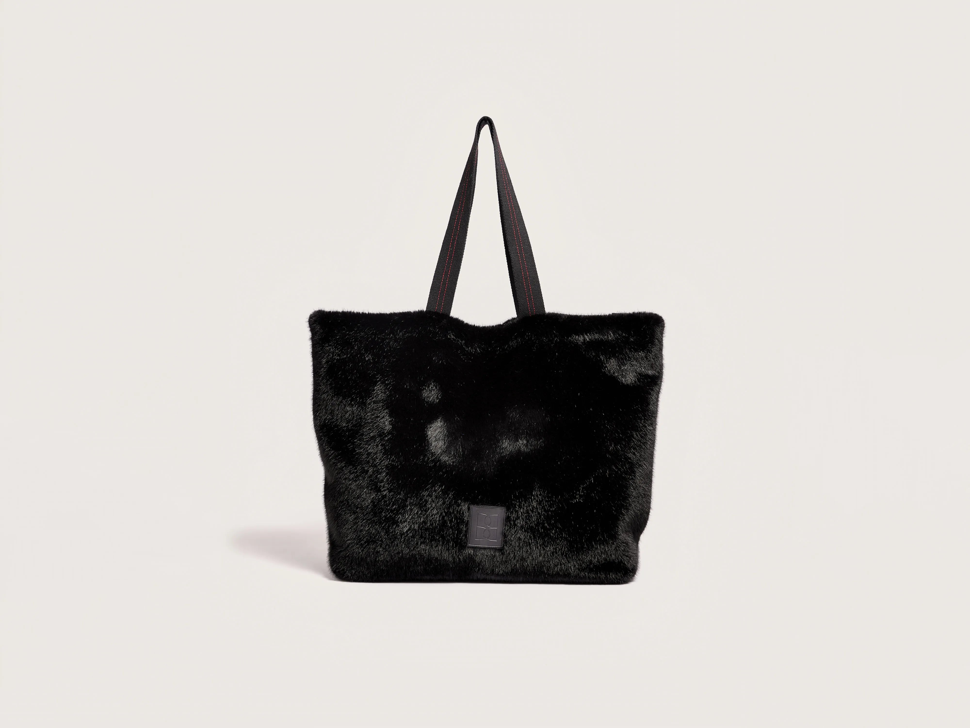 Hommie handbag (242 / W / BLACK BEAUTY)